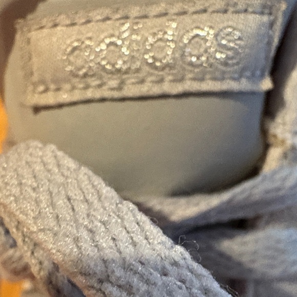 Adidas Light  Gray Women’s Suede Sneakers Size 8 - Picture 6 of 7